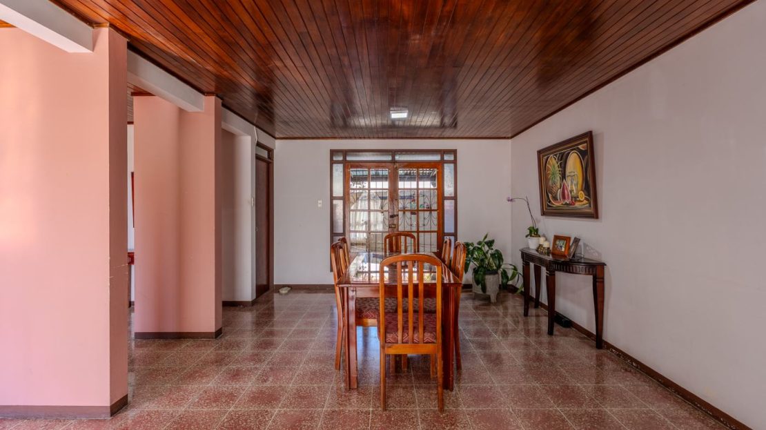 Commercial Property for Sale in San Ramón Center – High Potential at $323