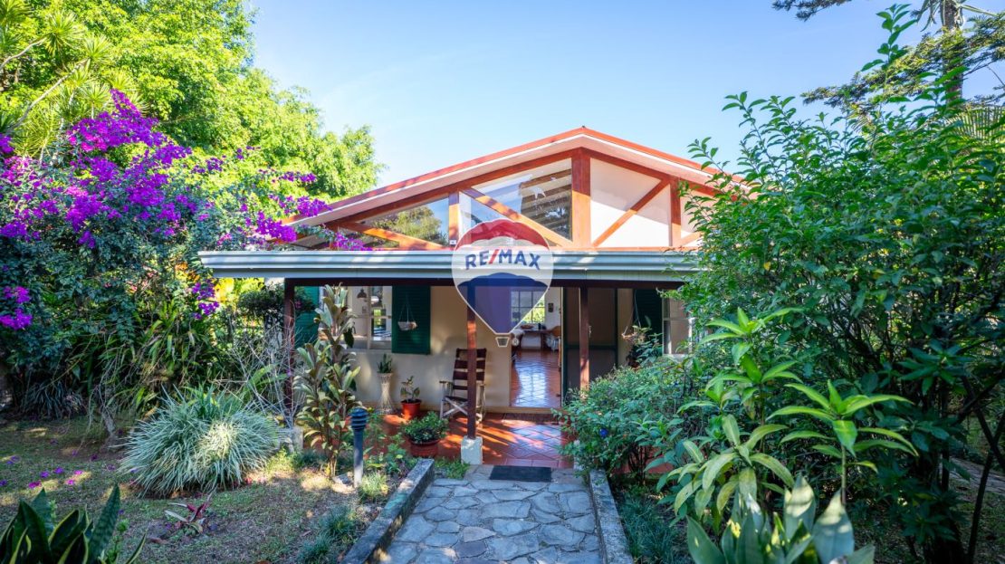 Costa Rica | Perfect for Expats