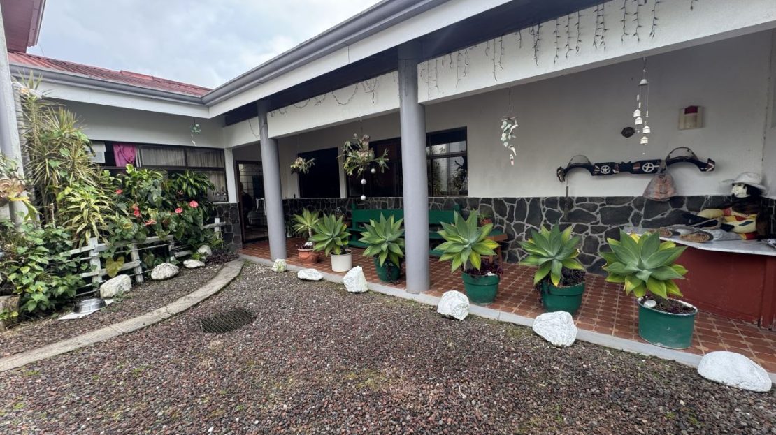 House for sale in San Isidro