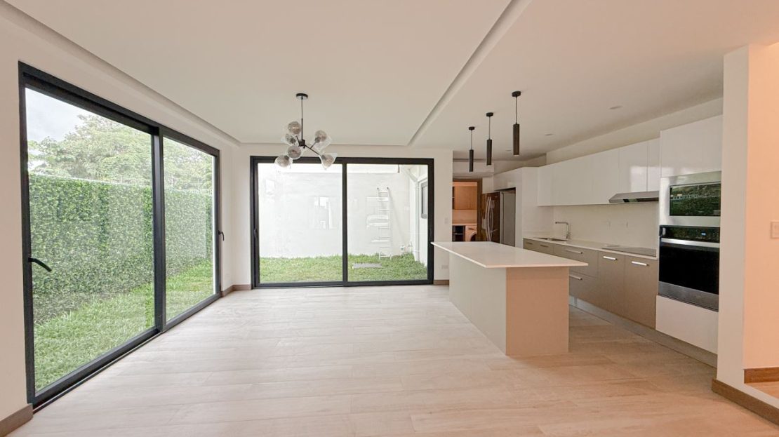 Costa Rica Real Estate