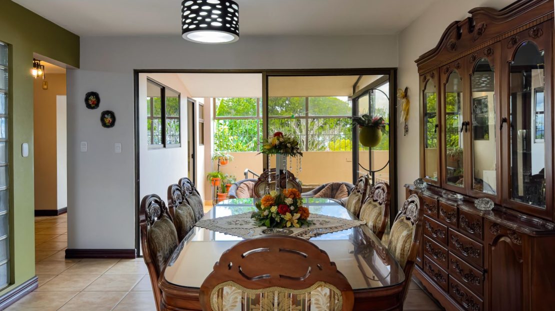 Stunning House for Sale in Downtown Heredia with Excellent Design and Construction