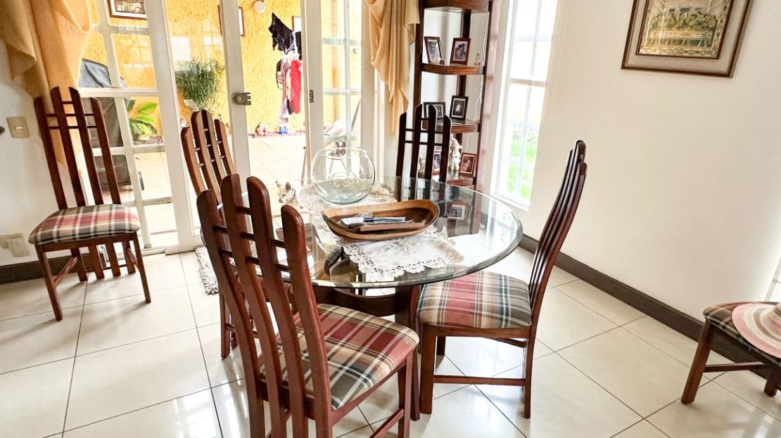 Beautiful Home in a Gated Community Jacaranda – Moravia