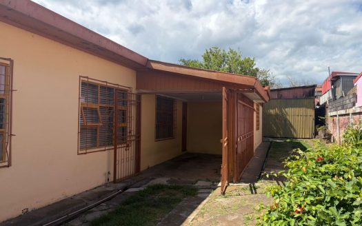 Strategic Investment in Downtown Barva with Strong Commercial Potential