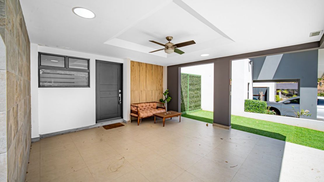 Modern House for Rent in Monte Hermoso Playas del Coco