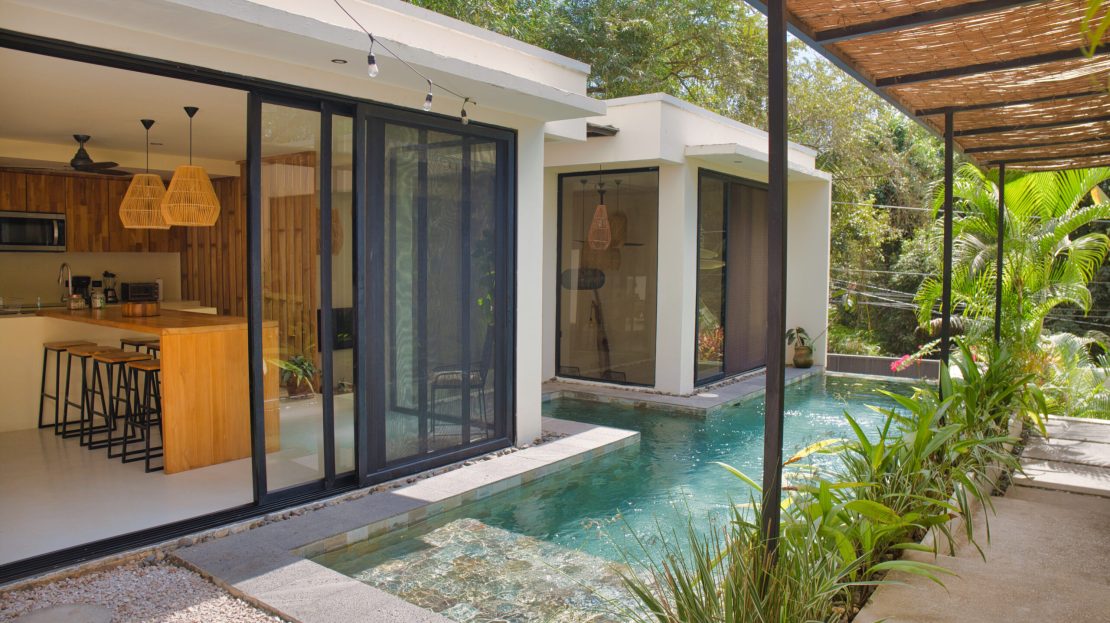 Prime Real Estate: Tropical Villa 5 min from Playa Pelada Guanacaste | REMAX