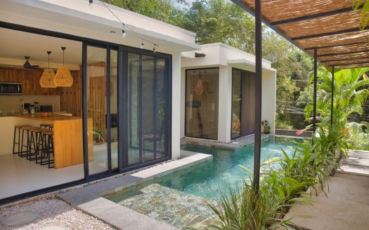 Prime Real Estate: Tropical Villa 5 min from Playa Pelada Guanacaste | REMAX