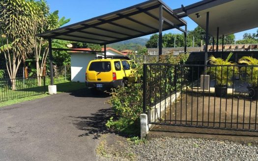 Nice turnkey 2b/1b home nestled in a quiet neighborhood of Santa Eulalia