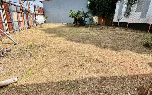 Property Ready for Development Just 200m from Oxígeno Mall