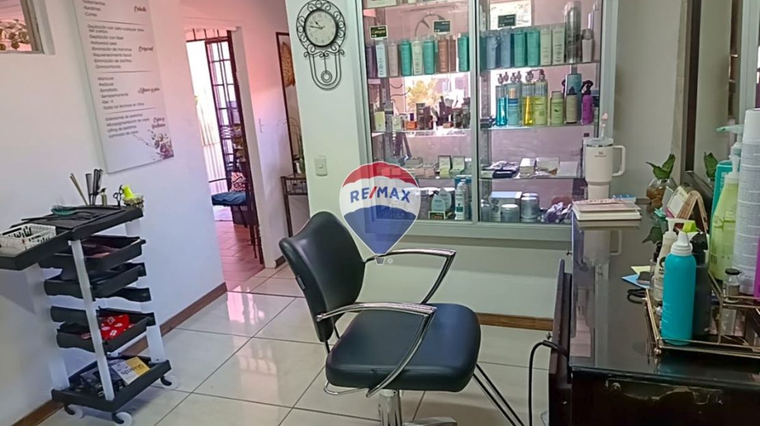 Commercial Space for Sale in Downtown Naranjo | 231 m² in High-Traffic Area