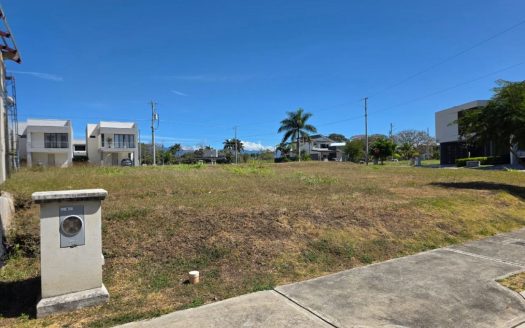 Ready-to-Build Lot – Villa del Sol Condominium