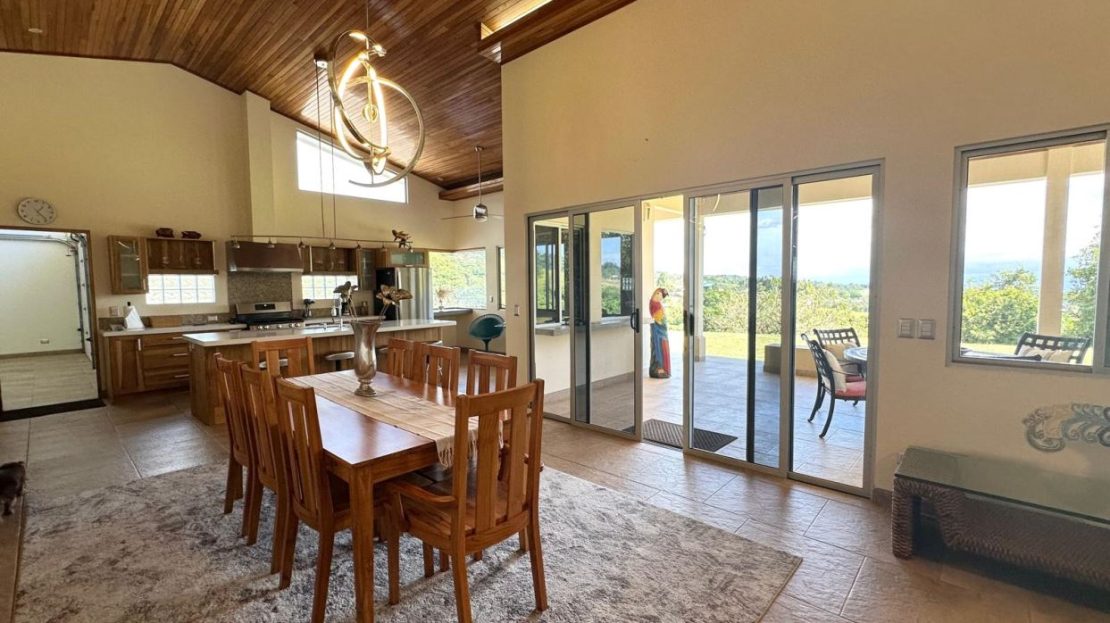 Beautiful House for rent