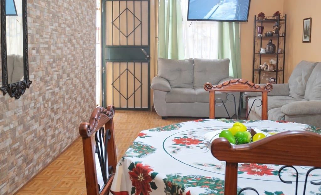 House for Sale in Desamparados – Punta del Este Residential Community!