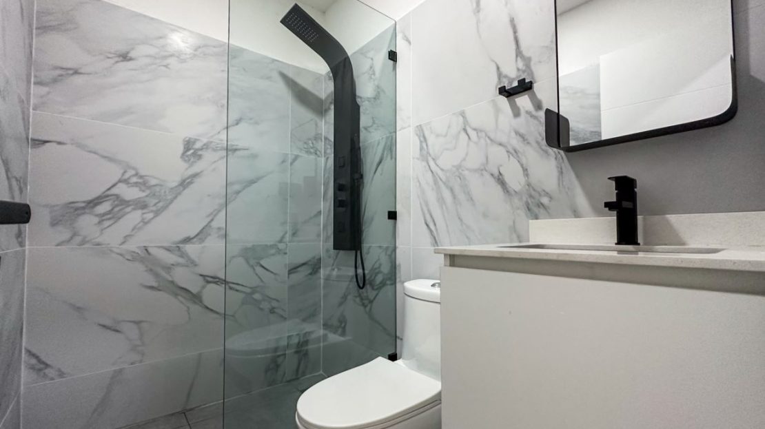 Heredia – Luxury Finishes & Mountain Views
