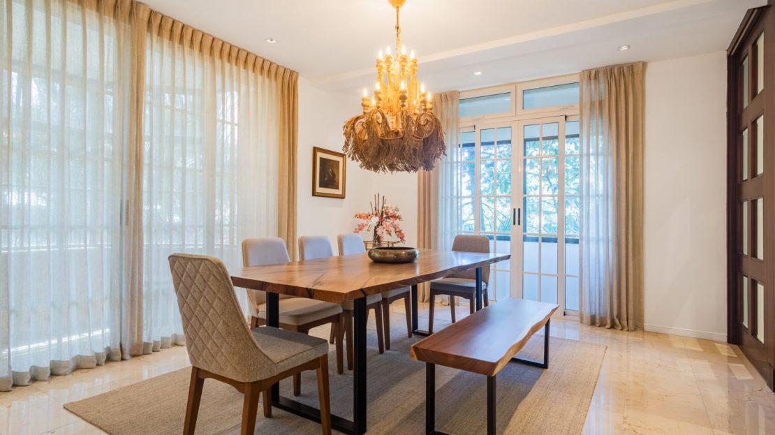 Luxury Furnished Apartment Facing the Country Club in Escazú