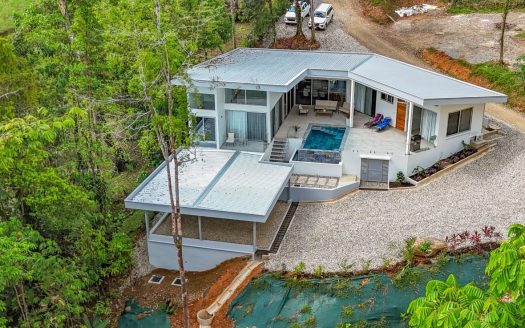 An Exclusive, Sunny Ridge-Top 4-Bed Designer House With Unforgettable Mountain & Jungle Views