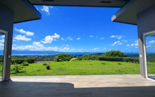 Lake Arenal Estate with Lake Views & Income Potential