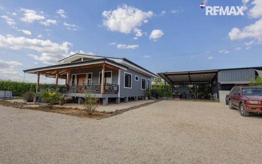 Multi-Unit Property on 4,903 m² in Casitas, Nicoya – 2 Homes + Subdivided Sections + Investment Potential