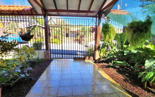 Furnished tico style home close to downtown