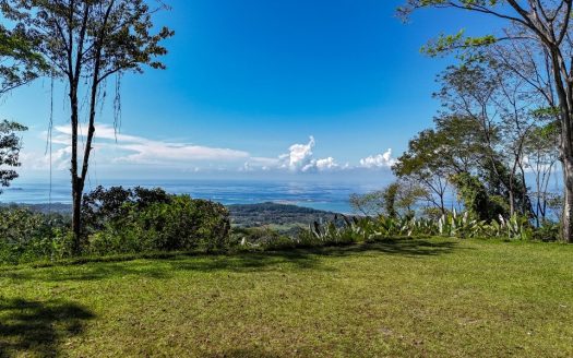 Multi-Home Luxury Estate, With Jungle, Mountain And Ocean Views, Private Waterfalls And Orchards On 71 Acres In Gated Community!