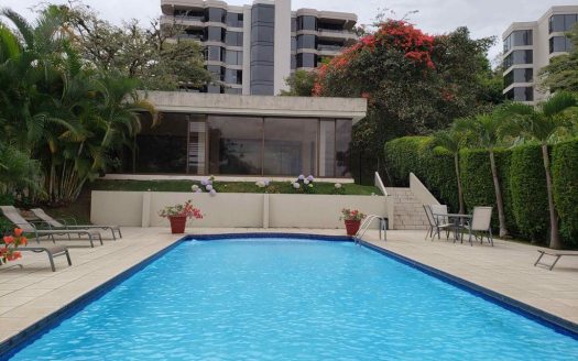 Apartment in the Altos de Mayorca condominium in San Rafael de Escazú