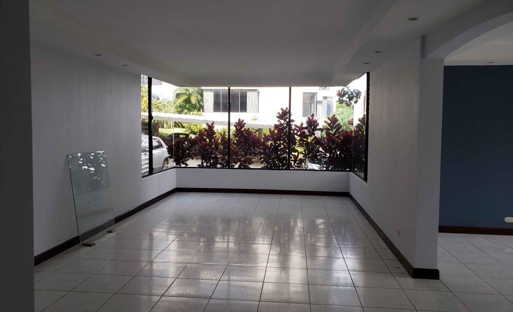 Apartment in the Altos de Mayorca condominium in San Rafael de Escazú