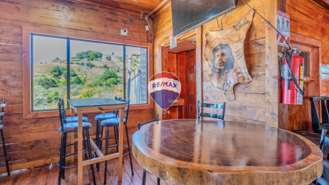 Commercial Investment: Profitable Restaurant for Sale in Zarcero