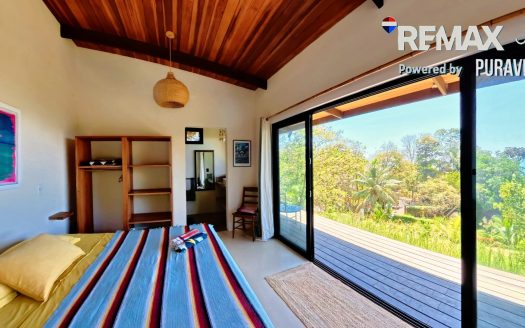 Ocean View Estate in Pavones – Infinity Pool, Guest House & Walk to the Beach & consistent surf