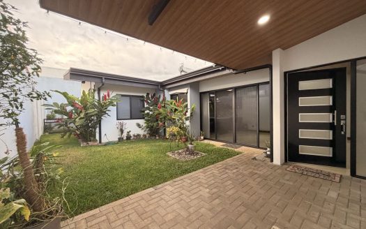 Loma Sol house for rent Grecia