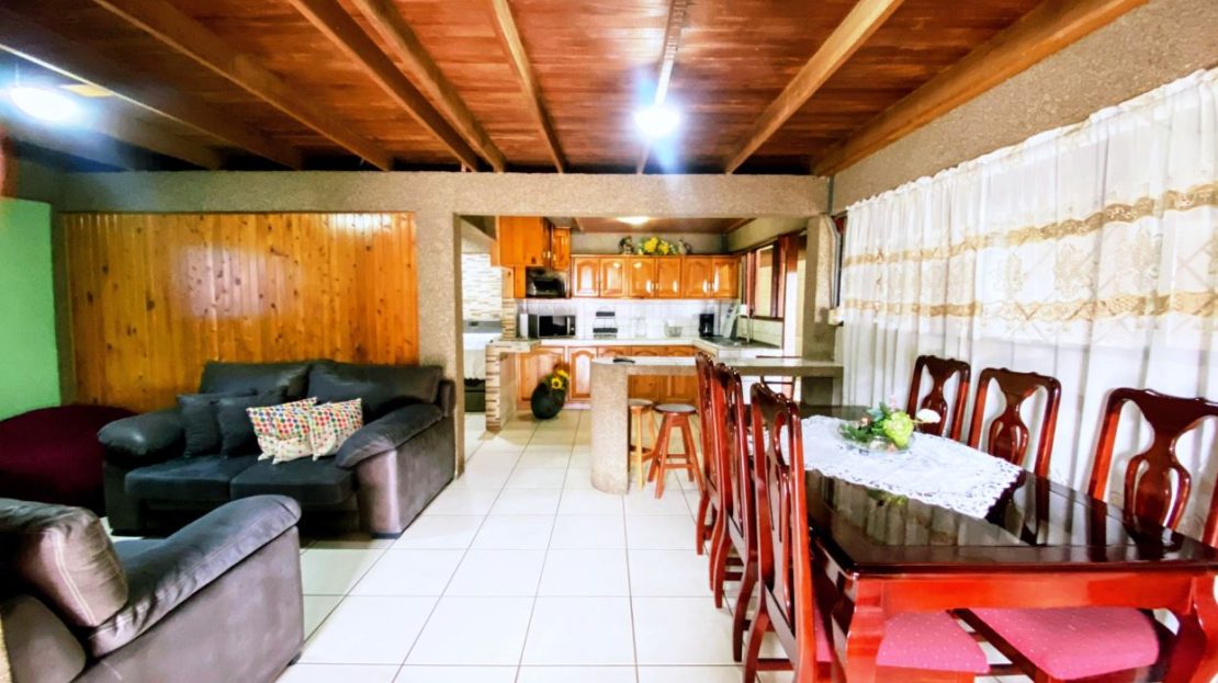 Beautiful House For Sale In The Middle Of Perez Zeledon