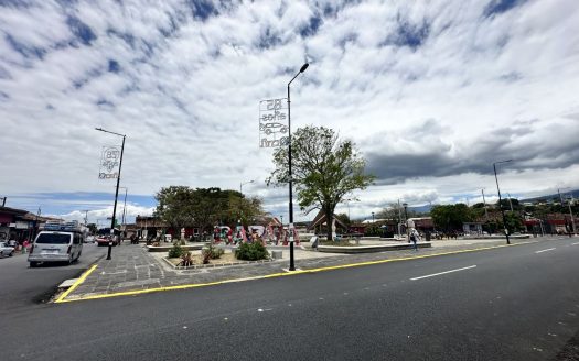 Bar Fully Equipped Commercial Space for Lease in Barva, Heredia | Turnkey Business Opportunity