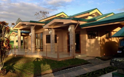 Upscale 2 Bedroom Home in the Private Gated Community of Buena Vista, Puerto San Luis, Tronadora