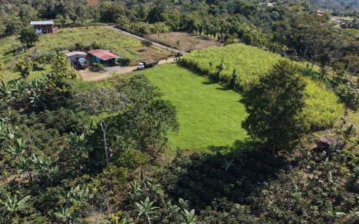Beautiful Property For Sale In The Heart Of Santa Elena With High Development Potential