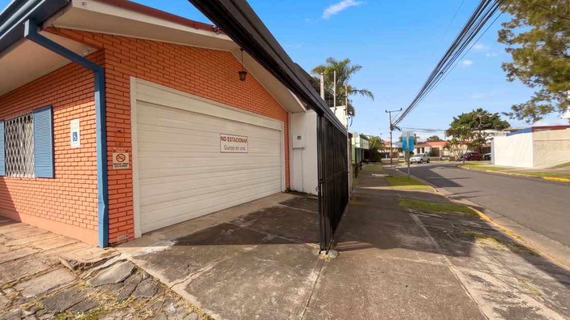 Barrio Dent | Mixed-Use | High Development Potential
