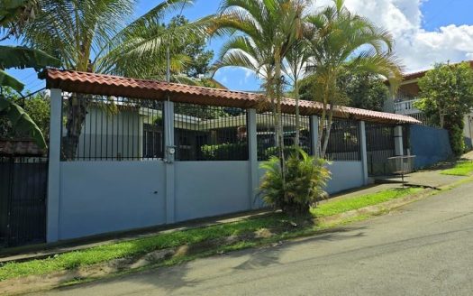 House for Sale located in Villa Ligia Perez Zeledon