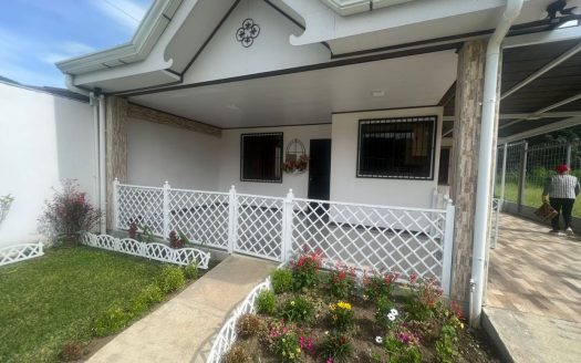 New sweet House. Ujarrás, Paraíso, Cartago. MM