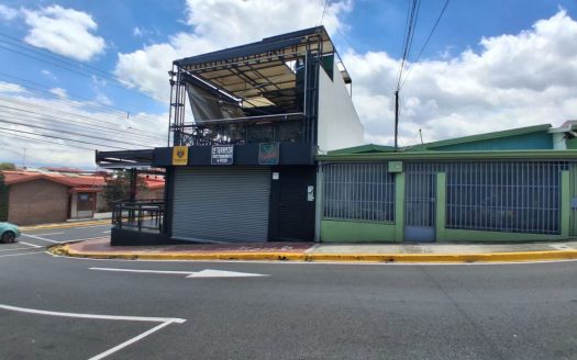 IDEAL PROPERTY FOR RESIDENTIAL OR COMMERCIAL USE IN DOWNTOWN ALAJUELA!