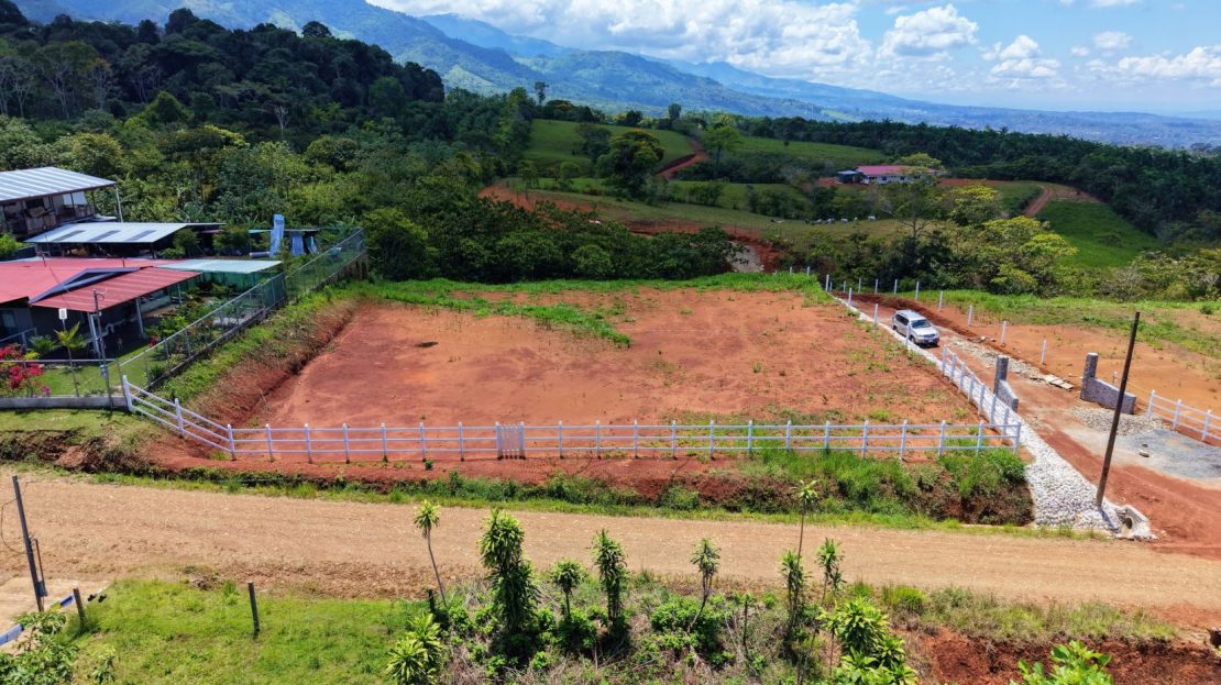 For Sale! 0.67-Acre Exclusive Lot in Arco Iris