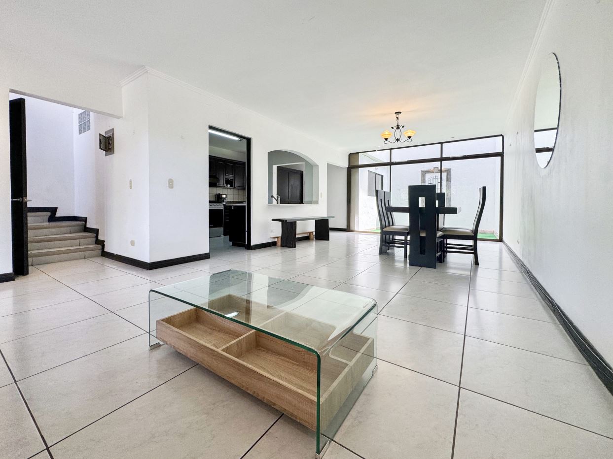Casa Milan - affordable Escazu home near parks