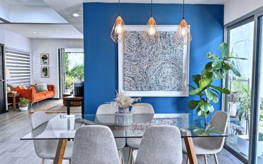 Casa Piamonte Breezes – a Fine economical family home