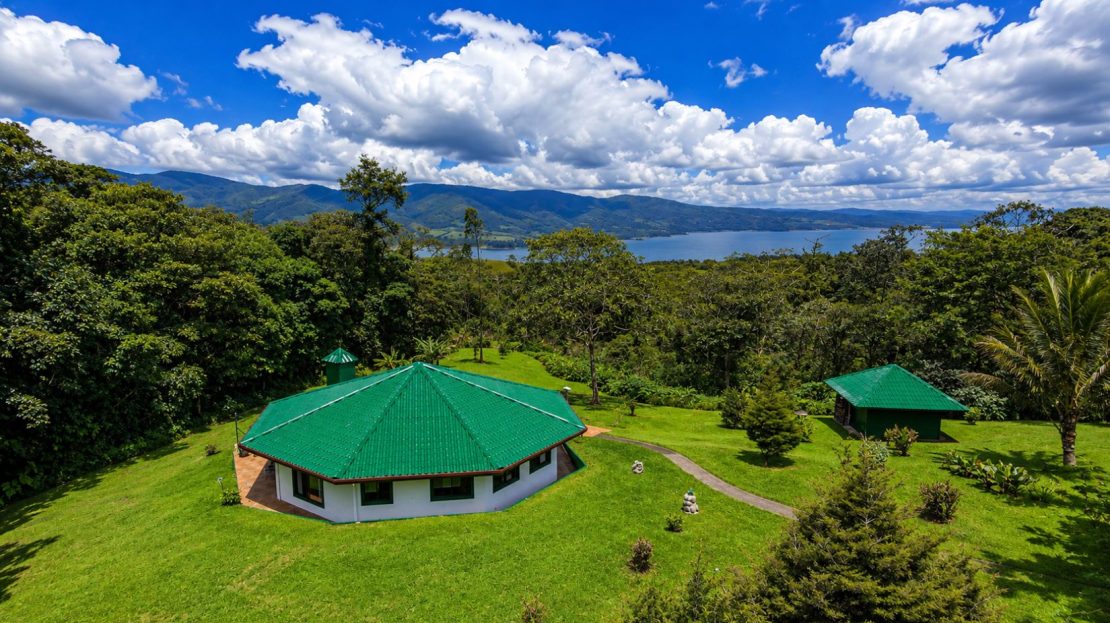 Otro Mundo | A Private Three-Bedroom Lake View Residence Above Lake Arenal Guanacaste