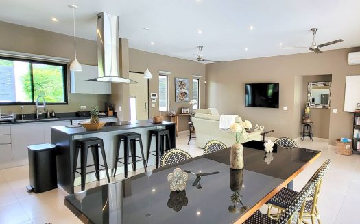 Private Estate in Black Stallion ~ 9,214m² | Casa Ma Vie La
