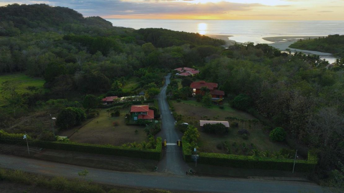 Punta Dakota – Boutique Retreat & Investment Estate Near Playa Coyote | 14 Bedrooms on 2.5 Hectares
