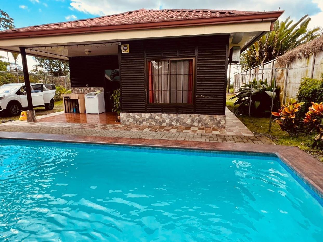 Turn key Airbnb villa 15 minutes from la fortuna center in Arenal Costa Rica for Sale