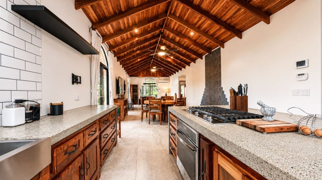 Casa Solano - A Distinctive 3BR 2 BA Designer Home in Lake Arenal Guanacaste