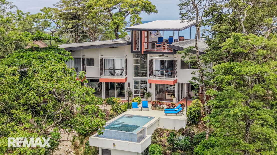 Angels Above Me - Prime A Section Home with Ocean Views Guanacaste | REMAX