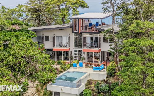 Angels Above Me - Prime A Section Home with Ocean Views Guanacaste | REMAX