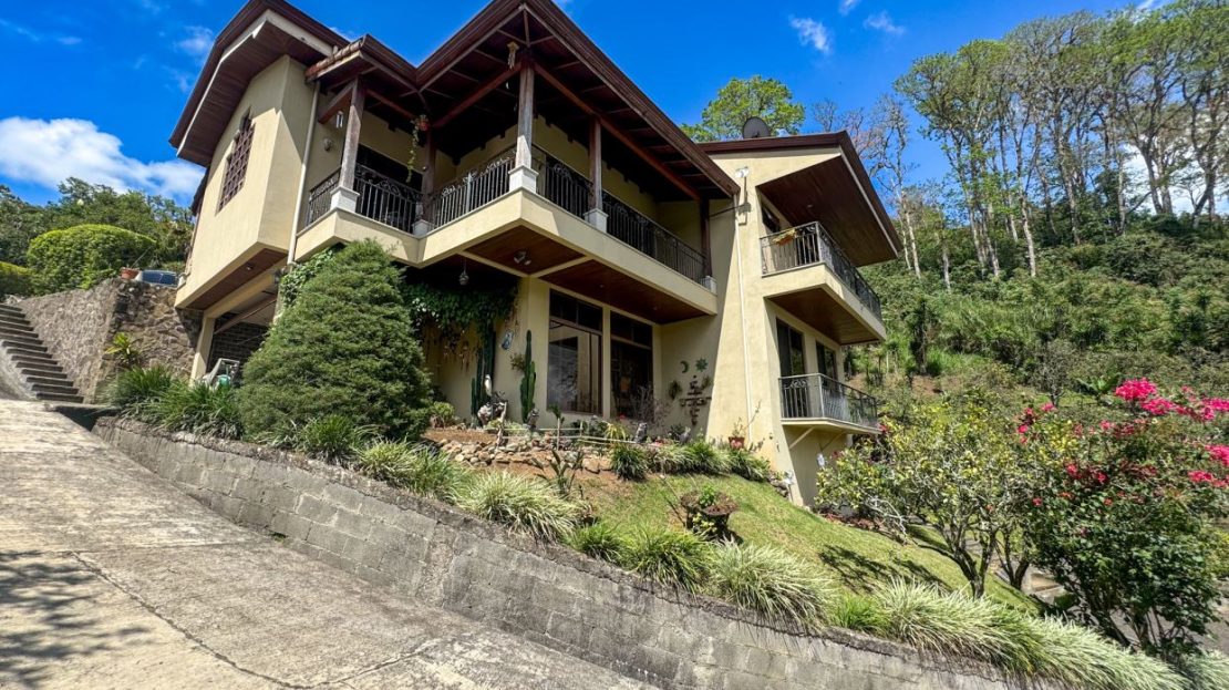 Costa Rica Real Estate