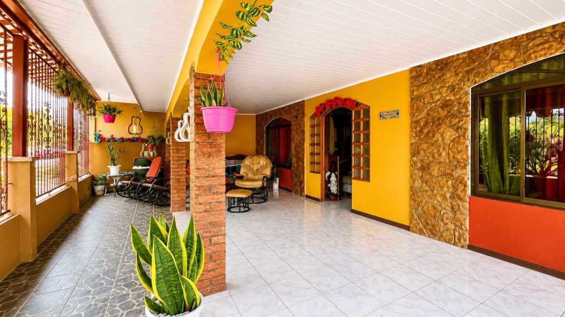 House for Sale in Barrio Las Americas