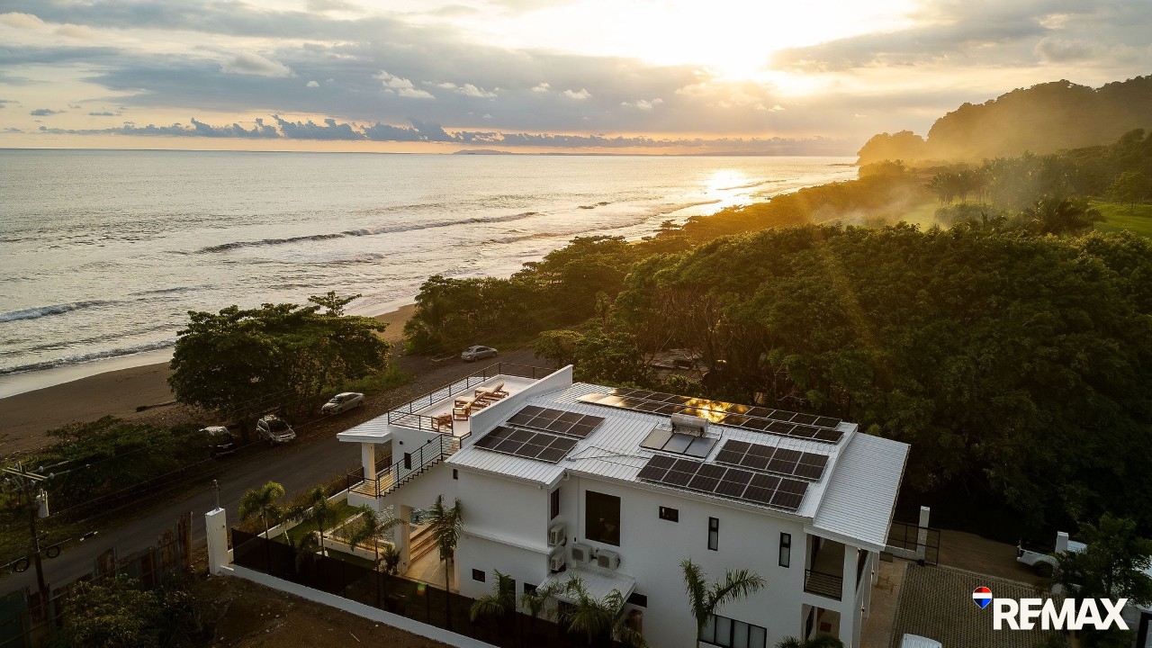 Oceanfront Luxury Home