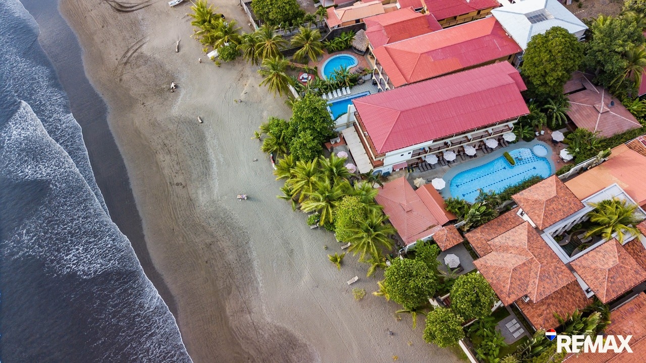 Oceanfront Hotel Jaco